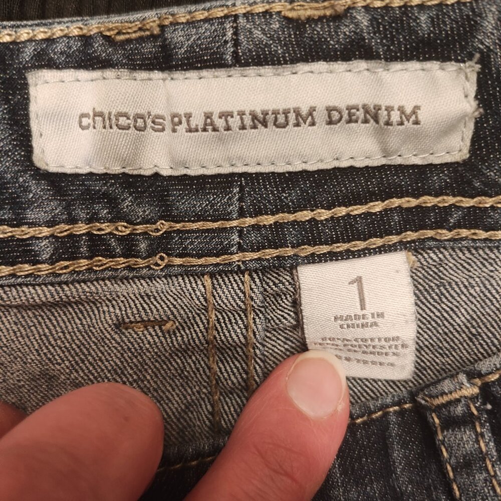Chico's Platinum Denim Capris, Size 1 (M/8), Excellent Used Condition! (EUC) - Picture 5 of 5